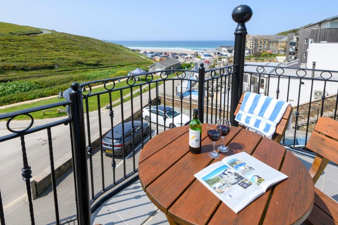 Beachcombers Apartments New Quay エクステリア 写真