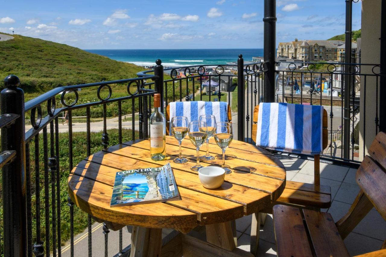 Beachcombers Apartments New Quay エクステリア 写真
