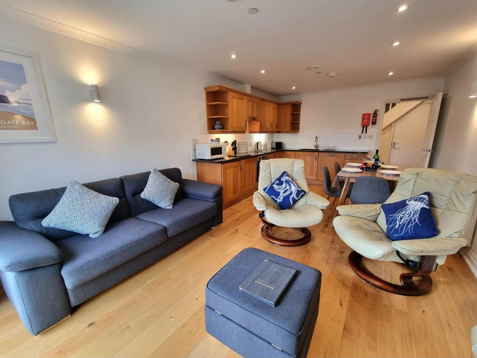 Beachcombers Apartments New Quay エクステリア 写真
