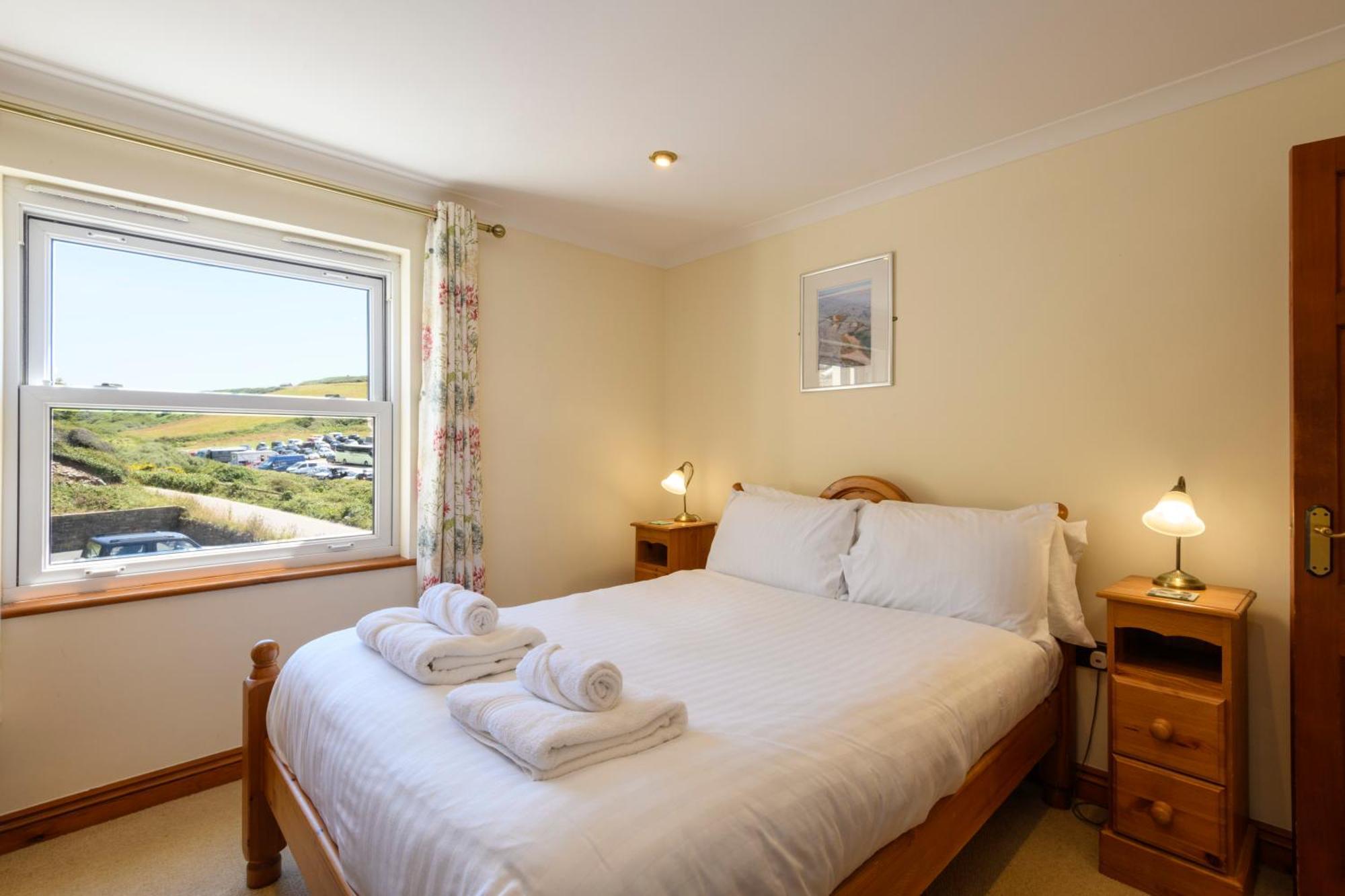 Beachcombers Apartments New Quay エクステリア 写真